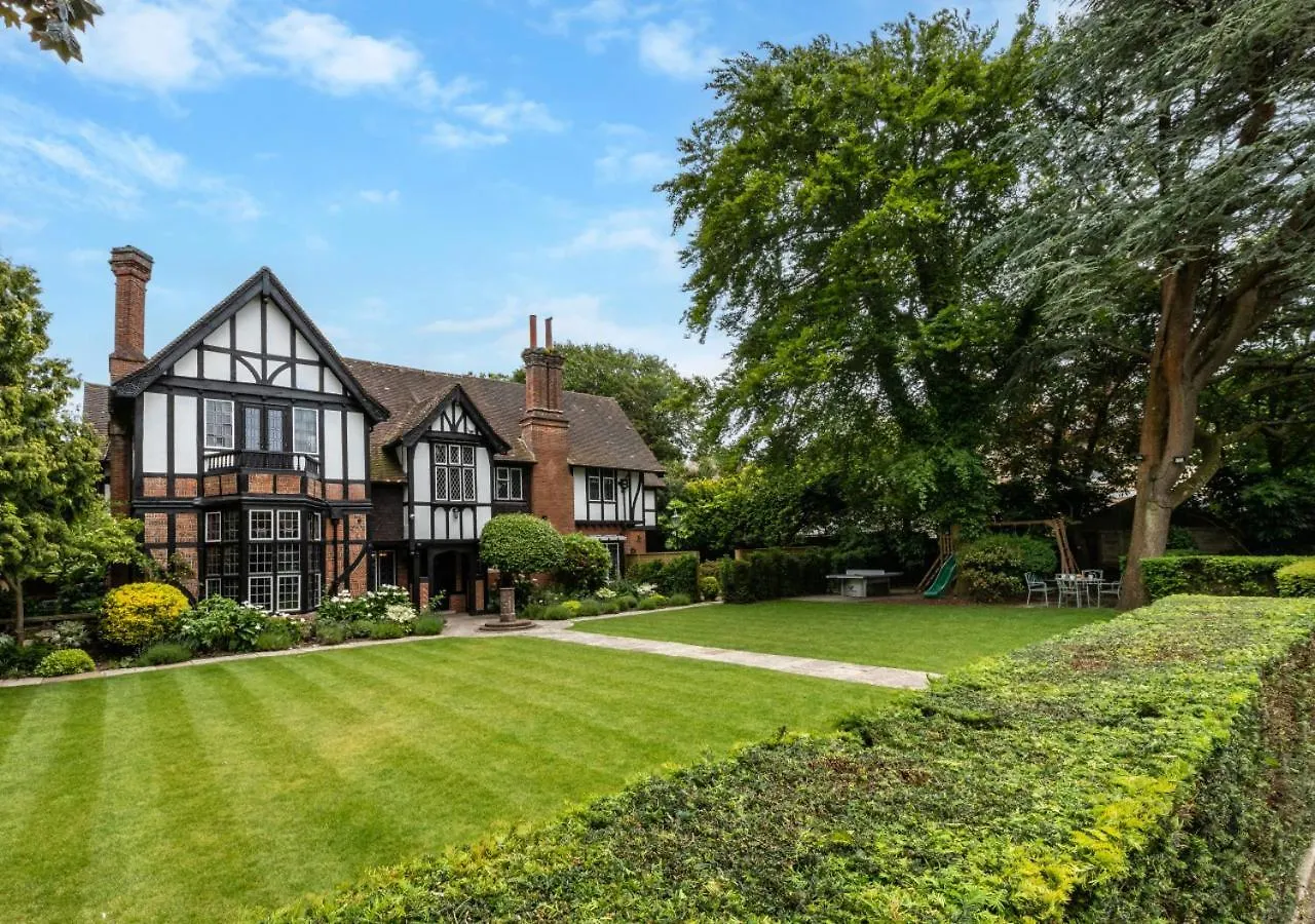 The Tudor Mansion Bournemouth 0*,